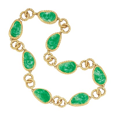 Lot 411 - Gold and Carved Jade Necklace