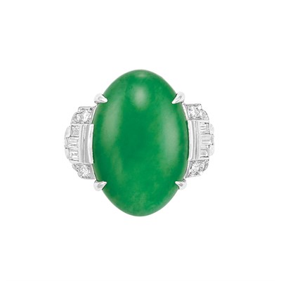Lot 616 - Platinum, Jade and Diamond Ring
