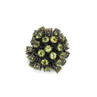 Lot 172 - Blackened Gold and Peridot Chain Ring
