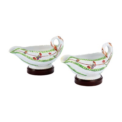 Lot 384 - Pair of Worcester Porcelain Cabbage Leaf...