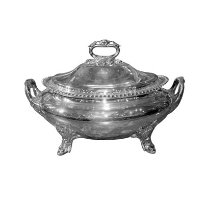 Lot 333 - Sheffield Silver Plated Covered Tureen Length...