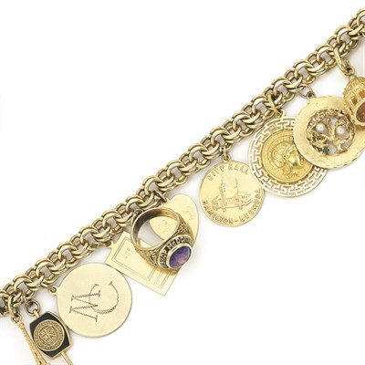Lot 321 - Gold Charm Bracelet