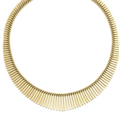 Lot 299 - Gold Fringe Necklace