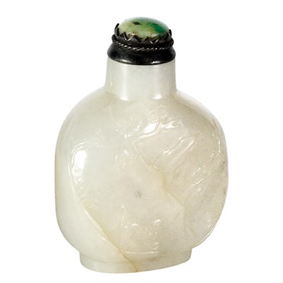 Lot 320 - Chinese White Jade Snuff Bottle 18th/19th...