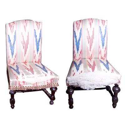 Lot 360 - Pair of William and Mary Style Oak Side Chairs