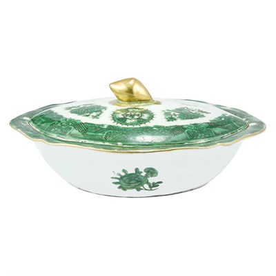 Lot 434 - Chinese Export Green Fitzhugh Porcelain...