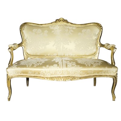 Lot 602 - Louis XV Style Gilt-Wood Settee The rocaille...
