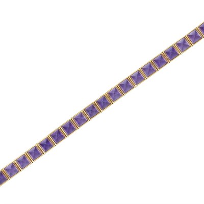 Lot 78 - Gold and Cabochon Amethyst Bracelet