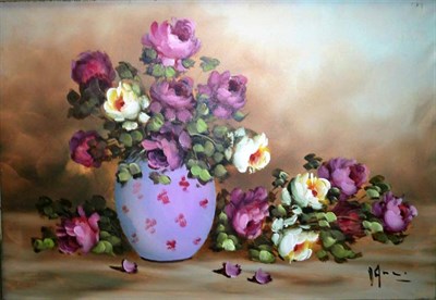Lot 101 - 20th Century School Still Life with Roses...