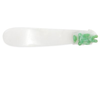 Lot 252 - Chinese Jadeite Belt Hook 19th Century The...
