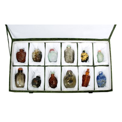 Lot 309 - Group of Twelve Chinese Snuff Bottles 19th...