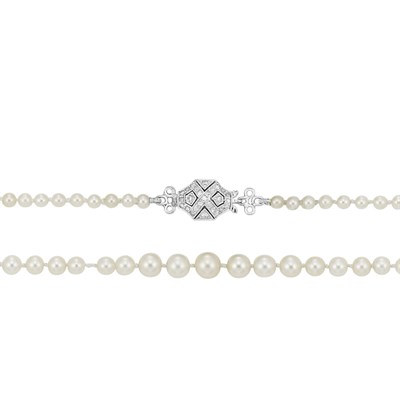 Lot 56 - Natural Pearl Necklace with Platinum and Diamond Clasp