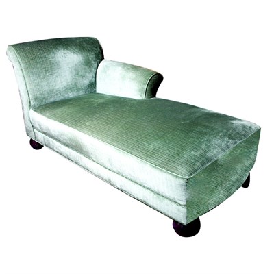 Lot 446 - Upholstered Chaise Longue
