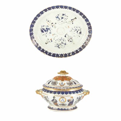 Lot 396 - Chinese Export Blue and Gilt Decorated...