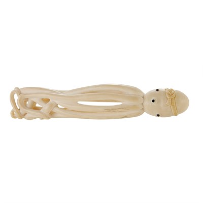 Lot 15 - Japanese Ivory Squid 19th Century The head...