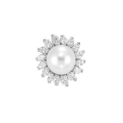 Lot 465 - Platinum, Cultured Pearl and Diamond Ring, Van Cleef & Arpels
