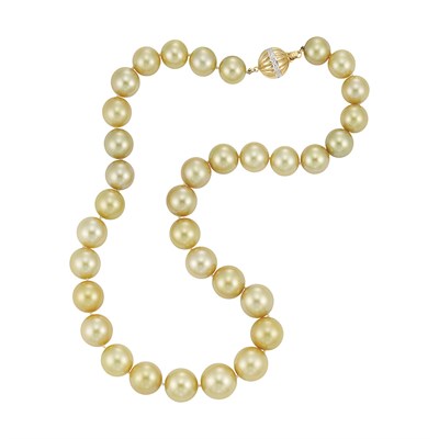 Lot 426 - Golden Cultured Pearl Necklace with Gold and Diamond Ball Clasp