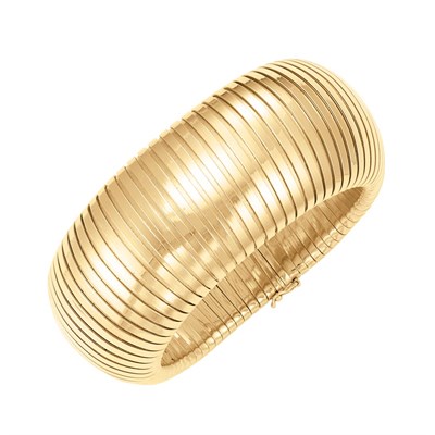 Lot 494 - Gold Cuff Bracelet