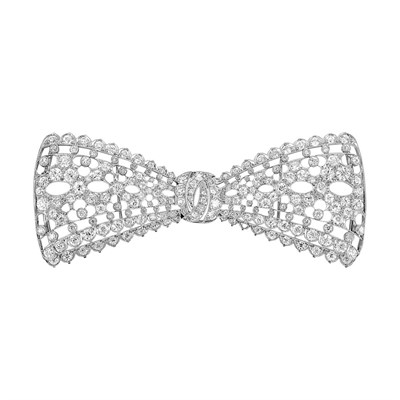 Lot 631 - Edwardian Diamond Bow Brooch, Grogan Co.