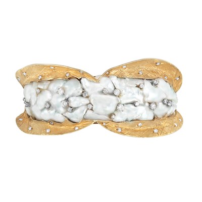 Lot 138 - Gold, Freshwater Pearl and Diamond Bangle Bracelet