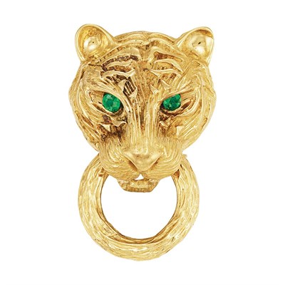 Lot 410 - Gold and Emerald Lion Clip-Brooch, Van Cleef & Arpels