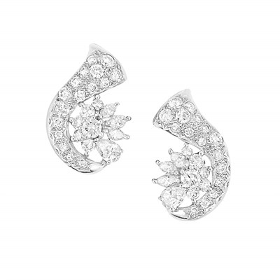 Lot 224 - Pair of Platinum and Diamond Earclips