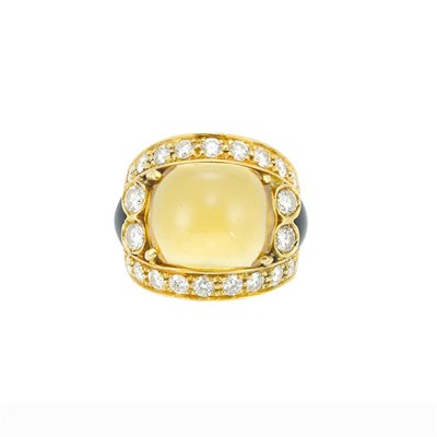 Lot 128 - Gold, Cabochon Citrine, Diamond and Black Onyx Ring