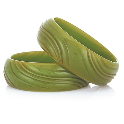 Lot 81 - Pair of Fluted Green Bakelite Bangle Bracelets