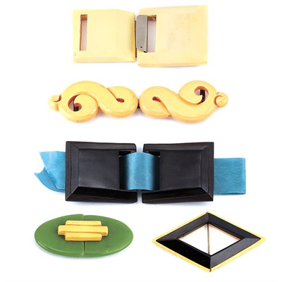 Lot 61 - Five Bakelite Belt Buckles