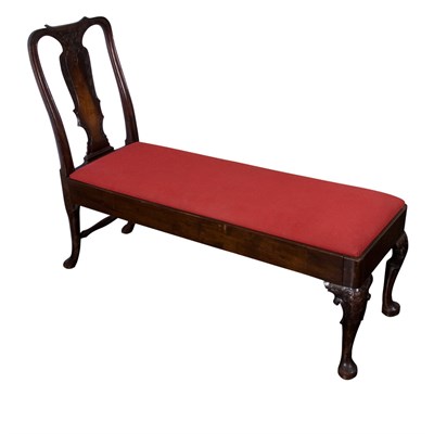 Lot 363 - George II Walnut Window Seat The acanthus...