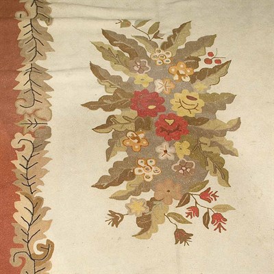 Lot 585 - Hooked Rug Approximately 9 fee 1 inch x 5 feet...