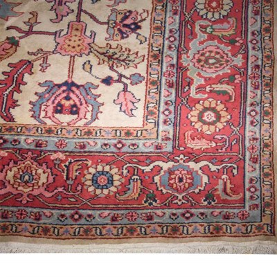 Lot 453 - Indo-Heriz Carpet India, contemporary The...