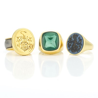 Lot 159 - Three Gentleman's Gold Rings