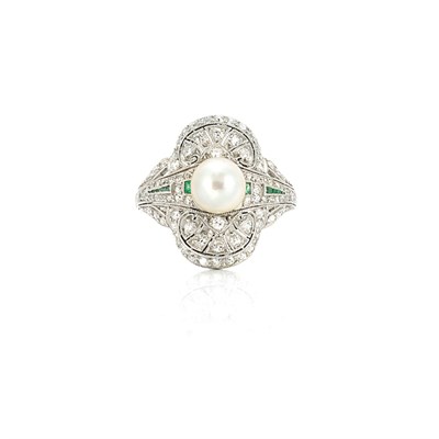 Lot 657 - Edwardian Platinum, Pearl, Diamond and Emerald Ring