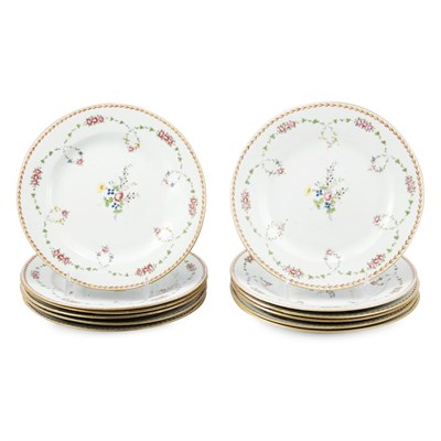 Lot 428 - Set of Twelve Chinese Export Famille Rose...