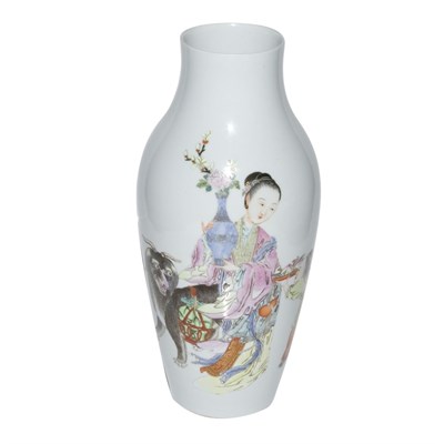 Lot 99 - Chinese Famille Rose Glazed Porcelain Vase...