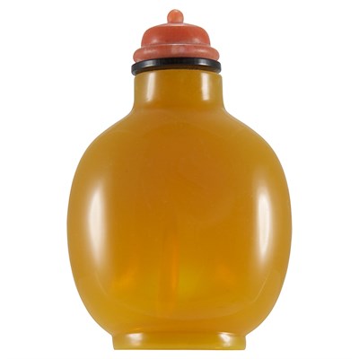 Lot 197 - Chinese Yellow Glass Snuff Bottle 18th/19th...