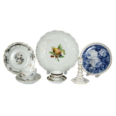 Lot 100 - Group of Meissen Porcelain Table Articles...