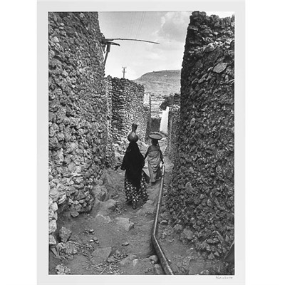 Lot 41 - EISENSTAEDT, ALFRED (1898-1995) Woman with...