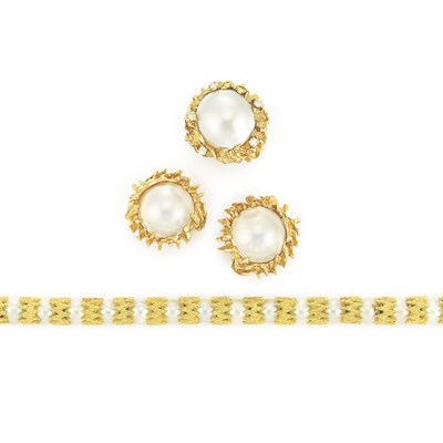 Lot 179 - Group of Gold and Cultured, Freshwater and Mabe Pearl Jewelry