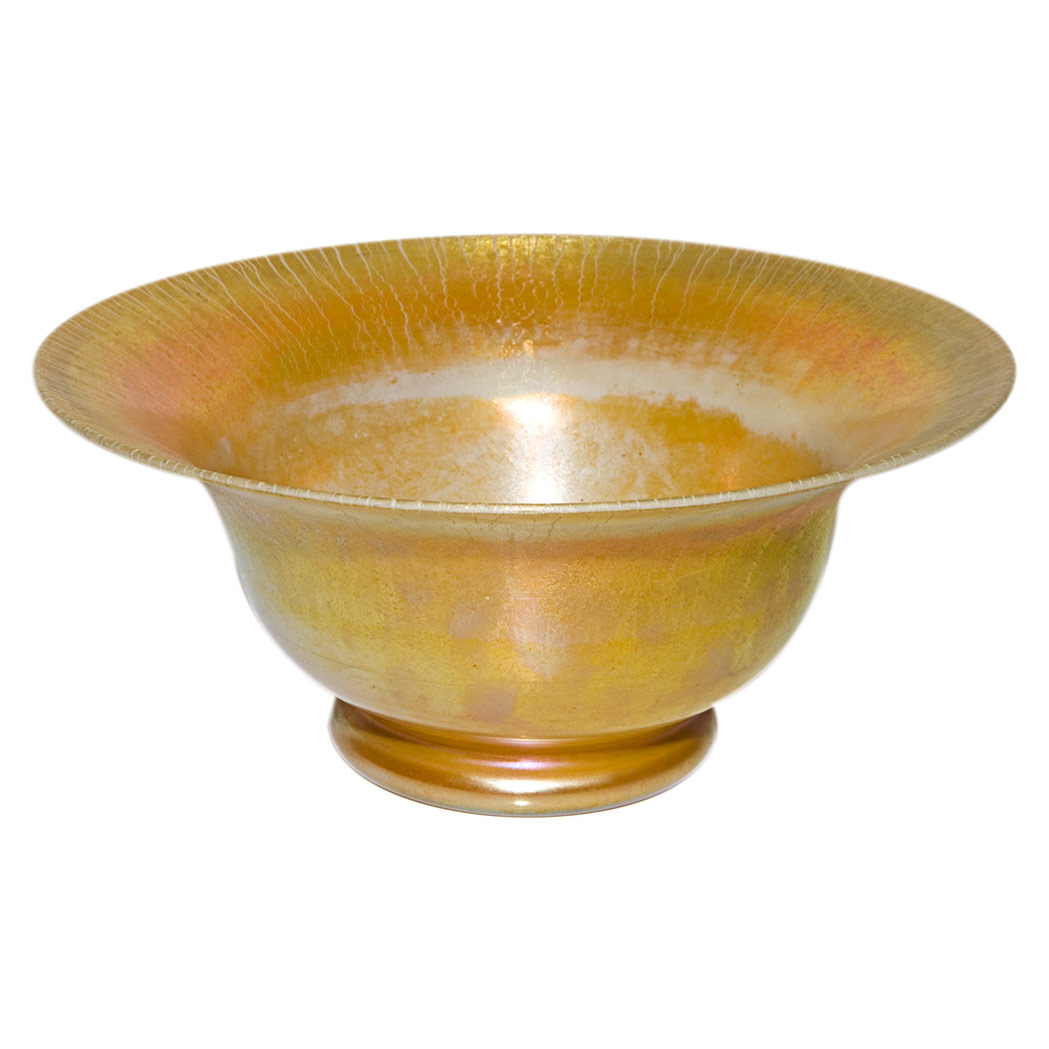 Lot 1313 - American Art Glass Center Bowl First quarter...