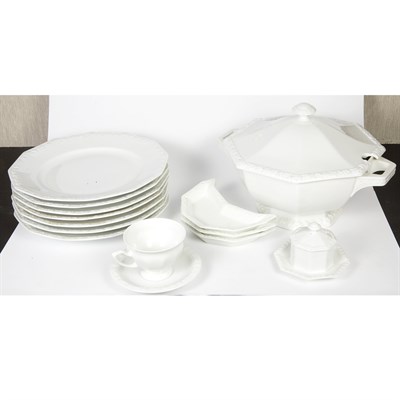 Lot 195 - Rosenthal Porcelain Dinner Service...