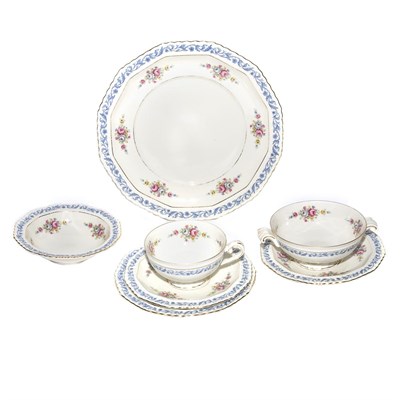 Lot 438 - Czechoslovakian Porcelain Dinner Service...
