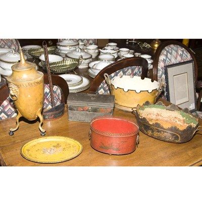 Lot 538 - Group of Seven Tole Articles