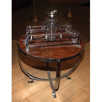 Lot 562 - Modern Style Cocktail Table