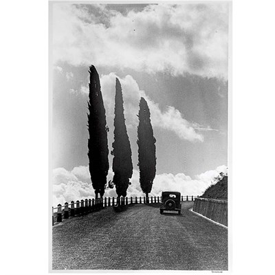 Lot 25 - EISENSTAEDT, ALFRED (1898-1995) Road near...