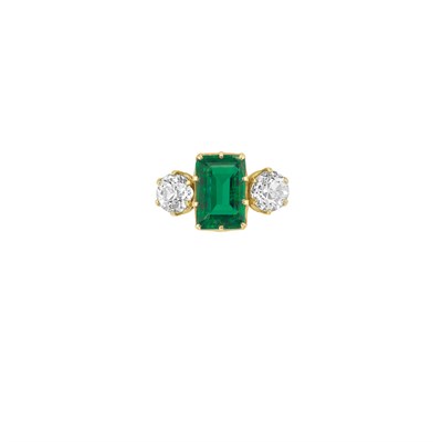 Lot 451 - Gold, Emerald and Diamond Ring