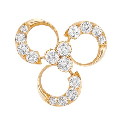 Lot 32 - Antique Russian Gold and Diamond Pin