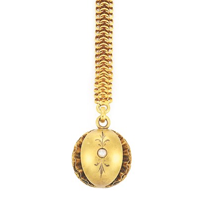 Lot 744 - Antique Gold and Split Pearl Fob