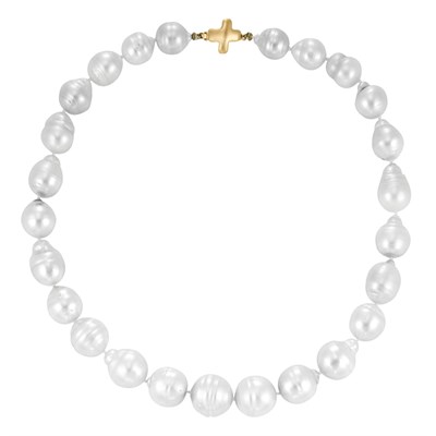 Lot 198 - Semi-Baroque Cultured Pearl Necklace with Gold Clasp